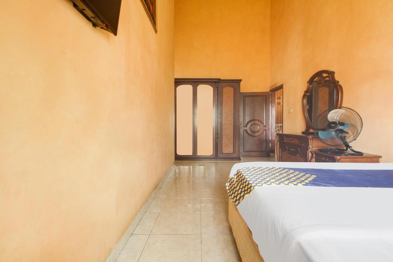 Spot On 91620 Skypiea Guest House Tasikmalaya Exterior photo