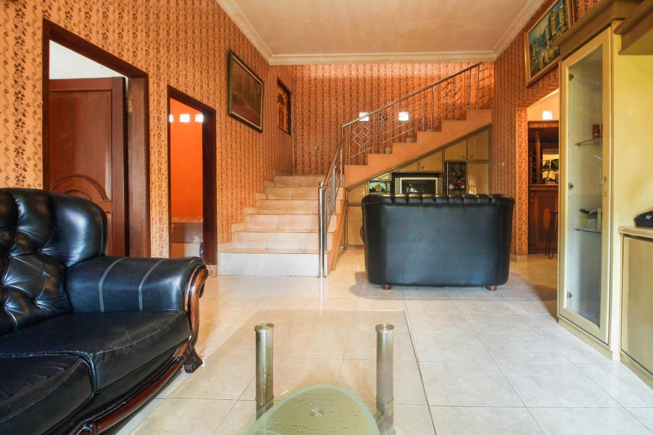 Spot On 91620 Skypiea Guest House Tasikmalaya Exterior photo