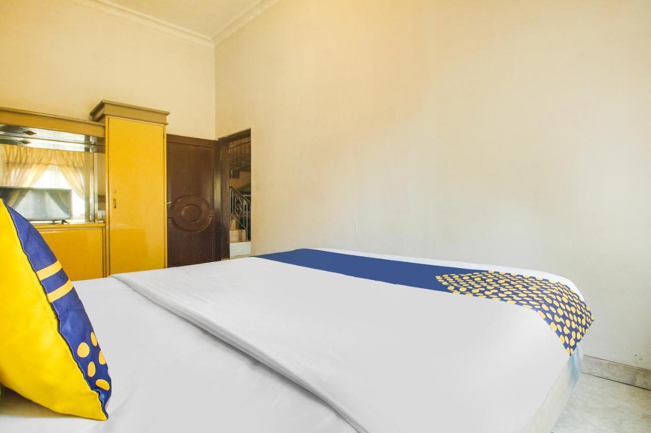Spot On 91620 Skypiea Guest House Tasikmalaya Exterior photo
